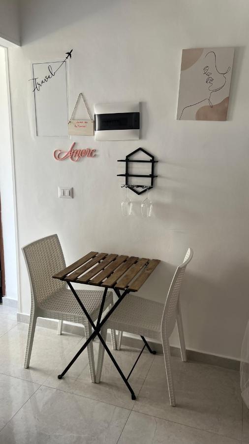 Faro'S Room บารี ภายนอก รูปภาพ