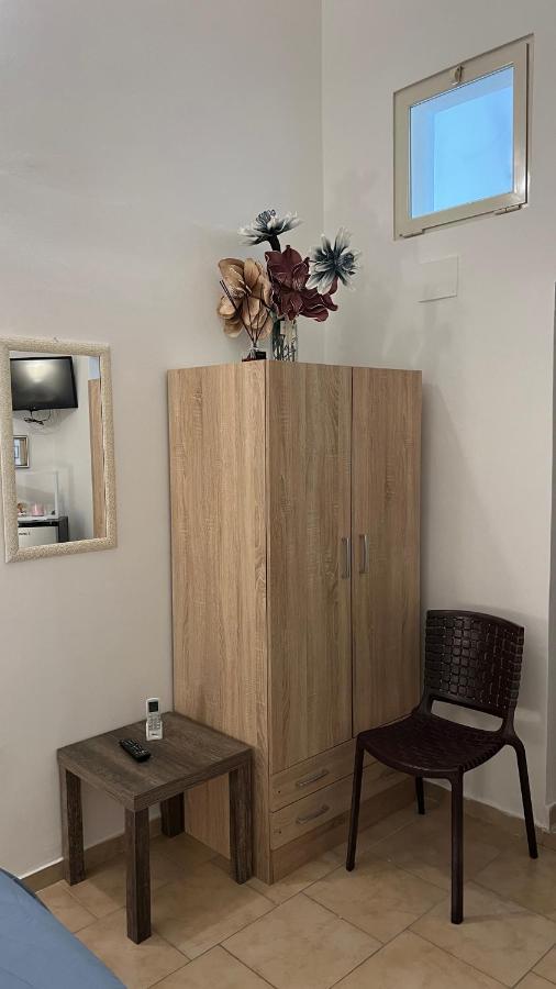 Faro'S Room บารี ภายนอก รูปภาพ